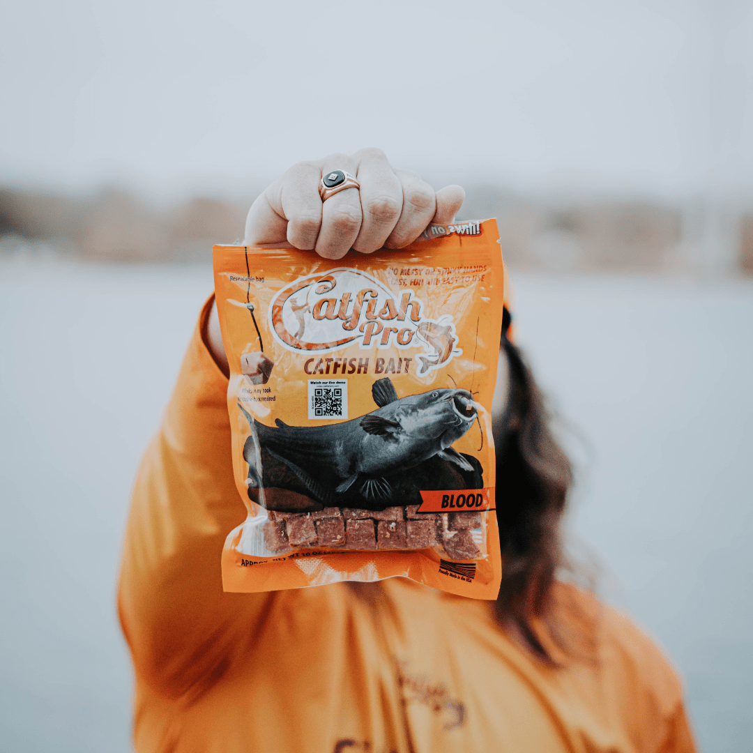 Blood Worm Catfish Bait - Taylor Holler Tackle Co.